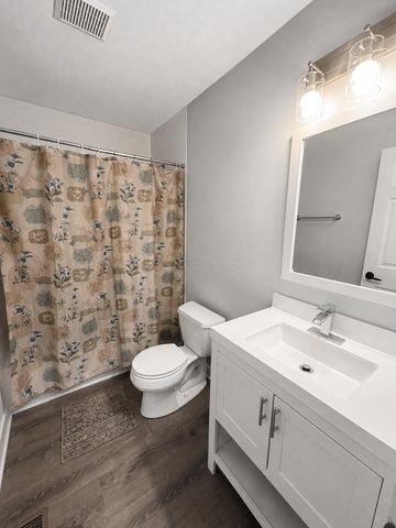 8183 Willow Brook Crossing Drive, Blacklick, OH 43004