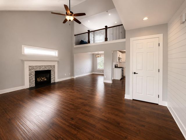 8183 Willow Brook Crossing Drive, Blacklick, OH 43004