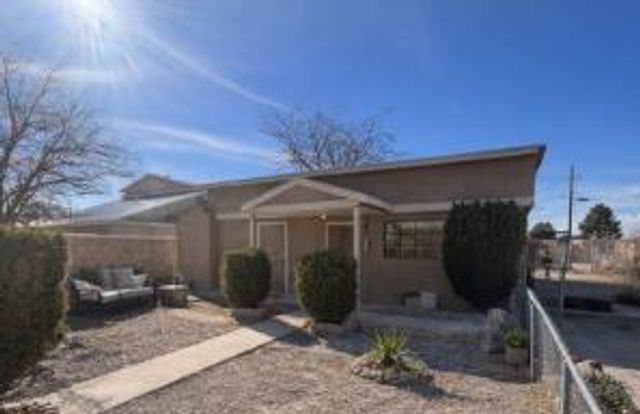 2827 Bel Air Drive NE, Albuquerque, NM 87110
