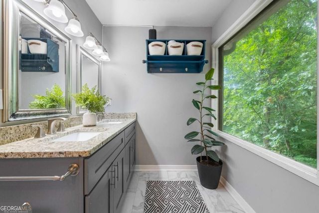 638 Green Valley Drive SE, Smyrna, GA 30082