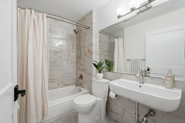 3945 Camino Calma, San Diego, CA 92122