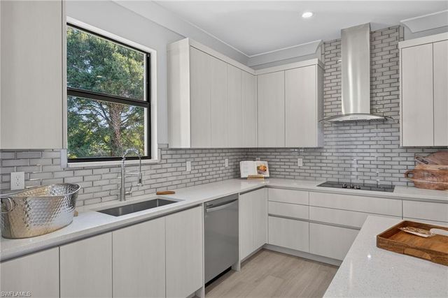 2141 Golden Gate BLVD E, Naples, FL 34120