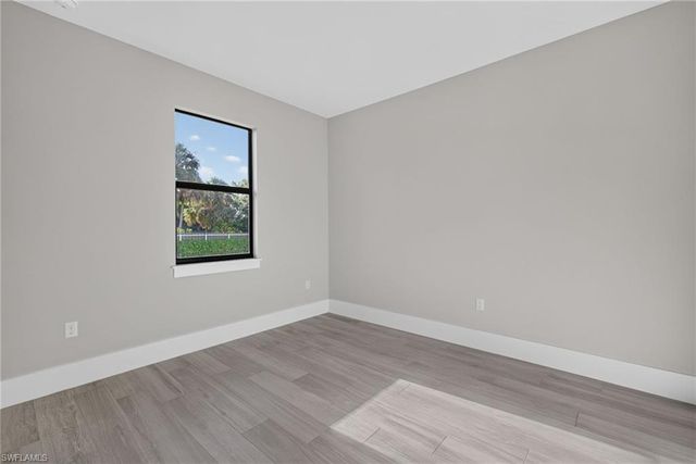 2141 Golden Gate BLVD E, Naples, FL 34120