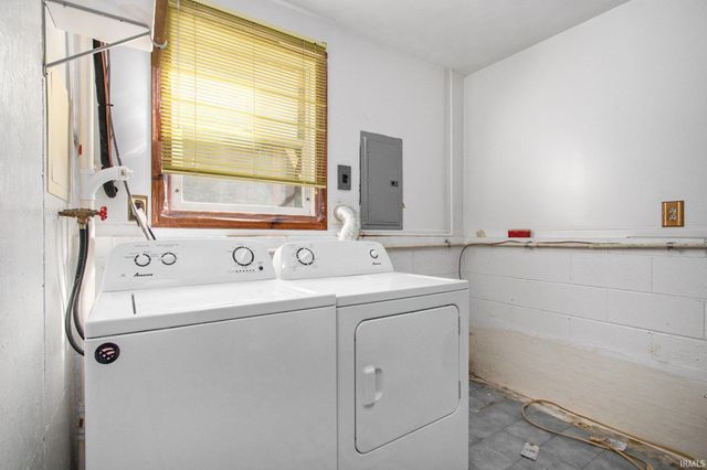 2032 Southern View Drive, South Bend, IN 46614