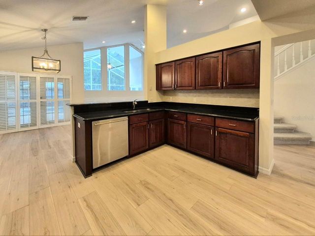 2214 GREEN OAKS LANE, Tampa, FL 33612