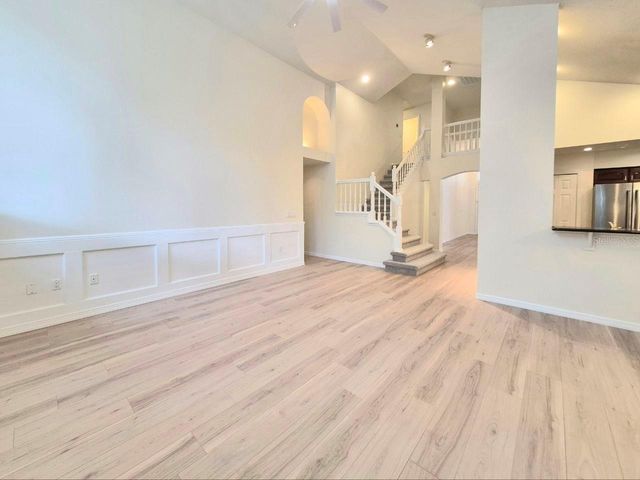 2214 GREEN OAKS LANE, Tampa, FL 33612