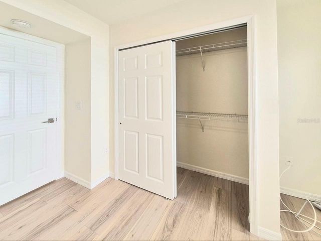 2214 GREEN OAKS LANE, Tampa, FL 33612