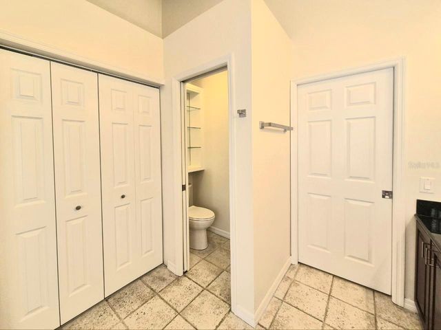 2214 GREEN OAKS LANE, Tampa, FL 33612