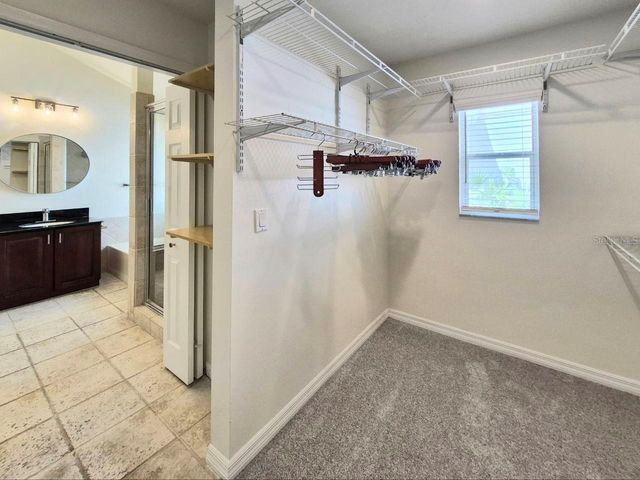 2214 GREEN OAKS LANE, Tampa, FL 33612