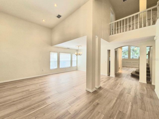2214 GREEN OAKS LANE, Tampa, FL 33612