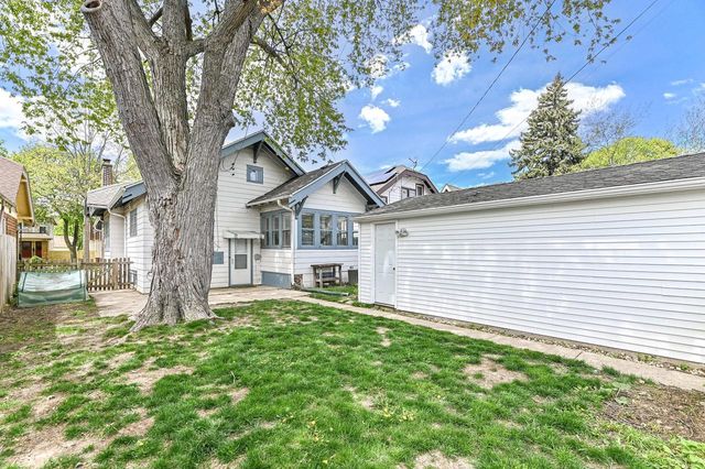 2212 57th STREET, Milwaukee, WI 53208