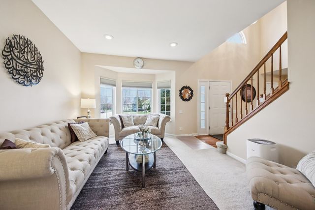 533 Rose Lane, Bartlett, IL 60103