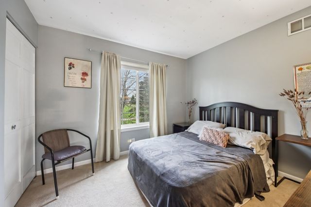 533 Rose Lane, Bartlett, IL 60103