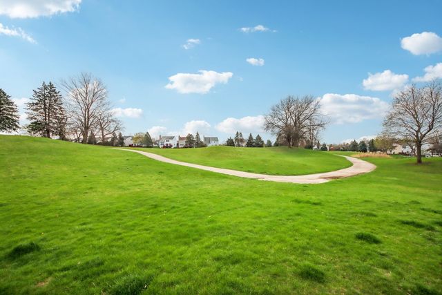 533 Rose Lane, Bartlett, IL 60103