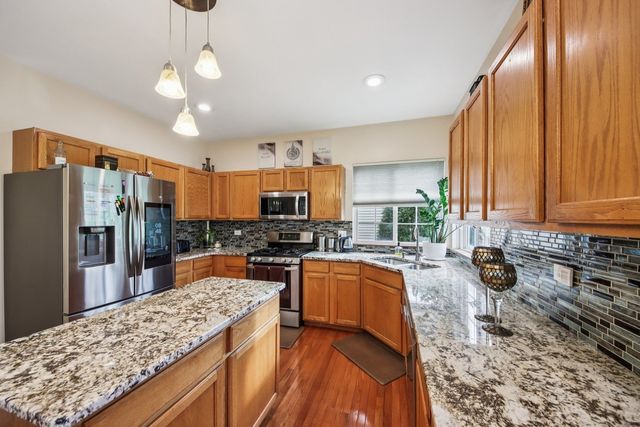 533 Rose Lane, Bartlett, IL 60103