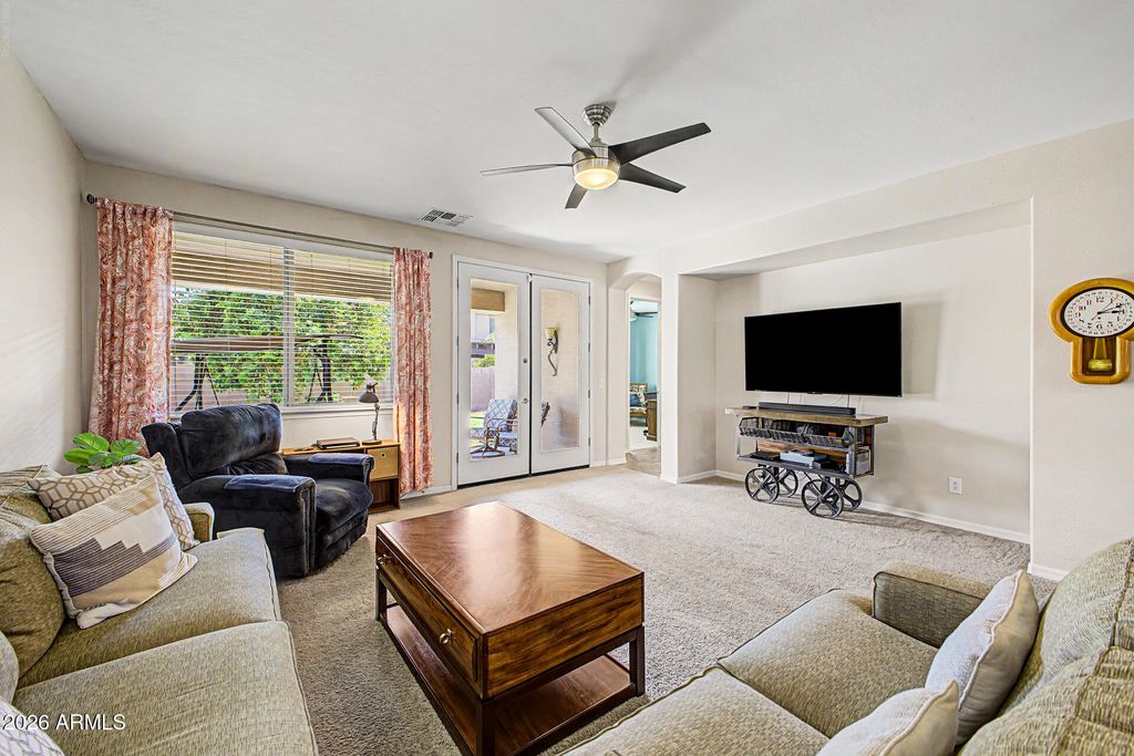 2725 E NARROWLEAF Drive, Gilbert, AZ 85298 — photo 4