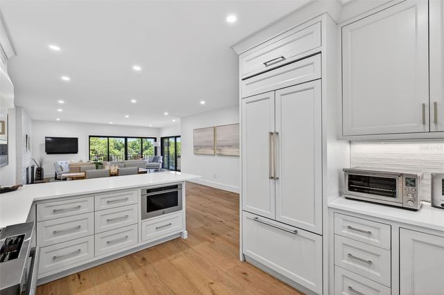 106 S INTERLACHEN AVENUE 518, Winter Park, FL 32789