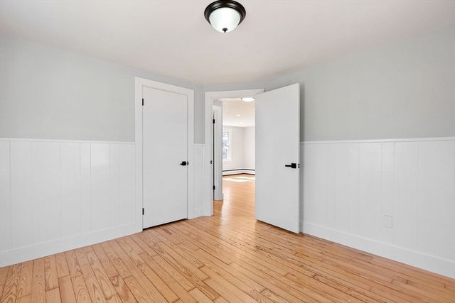 14 Sharon Dr, Falmouth, MA 02536