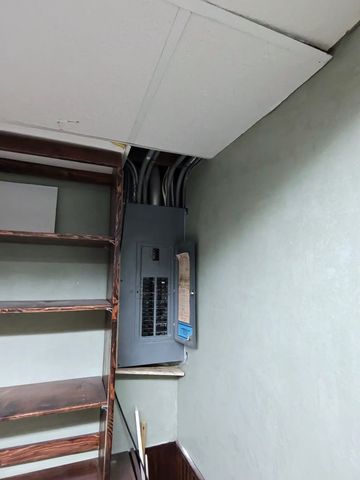 1155 E 166th Street, South Holland, IL 60473