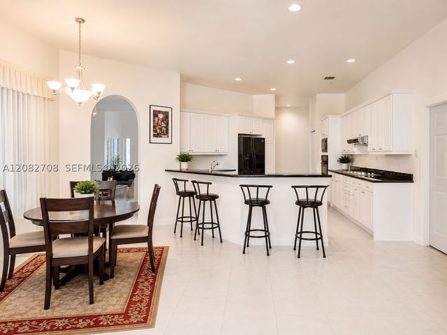 6110 SW 190th Ave, Southwest Ranches, FL 33332