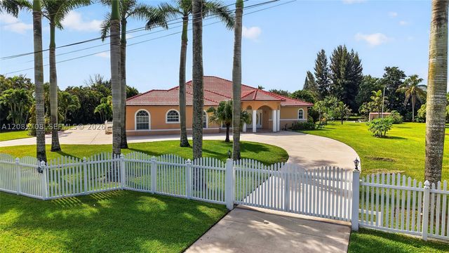 6110 SW 190th Ave, Southwest Ranches, FL 33332
