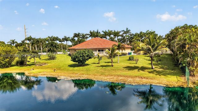6110 SW 190th Ave, Southwest Ranches, FL 33332