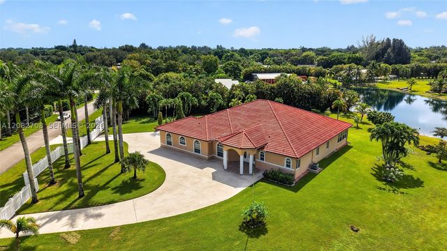 6110 SW 190th Ave, Southwest Ranches, FL 33332