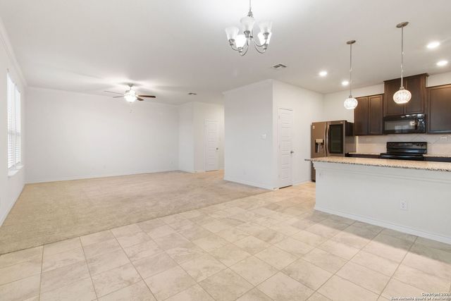2634 Lake Horizon, San Antonio, TX 78244