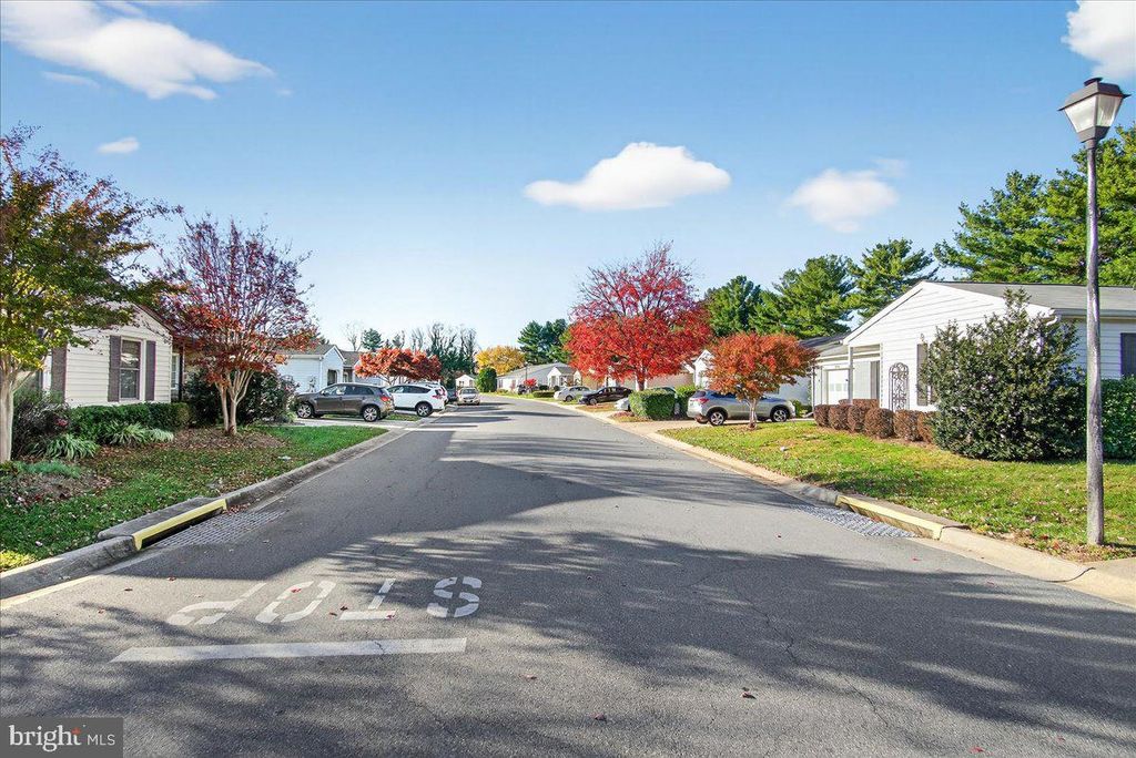 Image 96 of property listing at 7006 ARBOR DR, Frederick, MD 21703