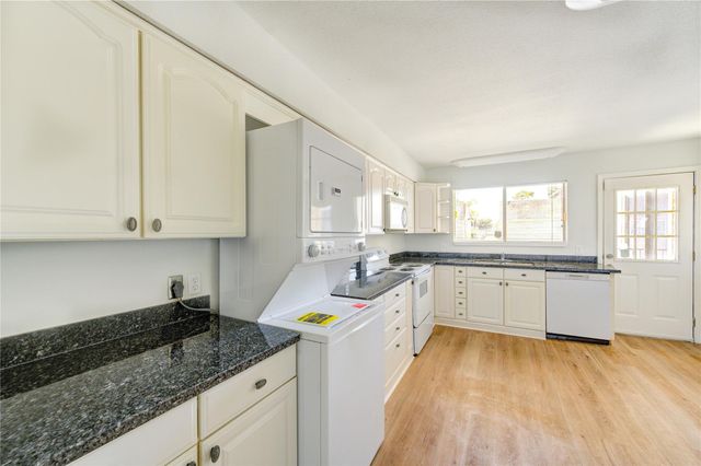 6401 Deihl Road 505, Houston, TX 77092