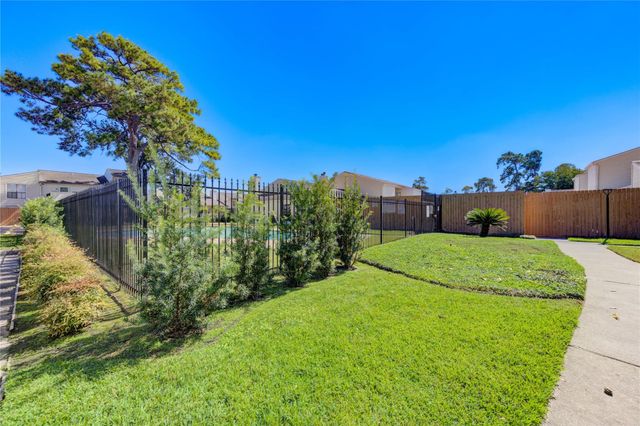 6401 Deihl Road 505, Houston, TX 77092