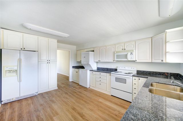 6401 Deihl Road 505, Houston, TX 77092