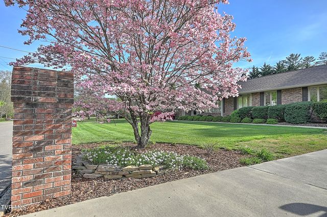 2704 Suffolk Street, Kingsport, TN 37660