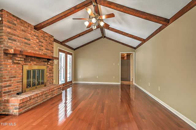 2704 Suffolk Street, Kingsport, TN 37660