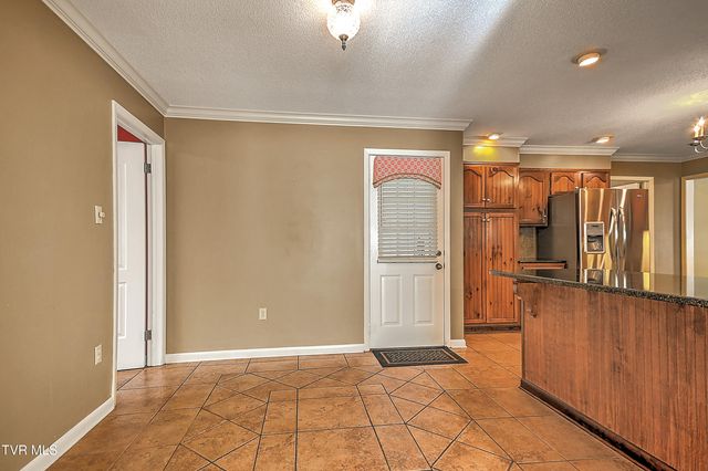 2704 Suffolk Street, Kingsport, TN 37660