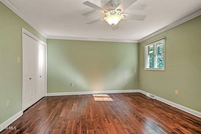 2704 Suffolk Street, Kingsport, TN 37660