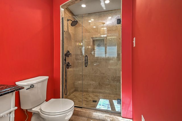 2704 Suffolk Street, Kingsport, TN 37660