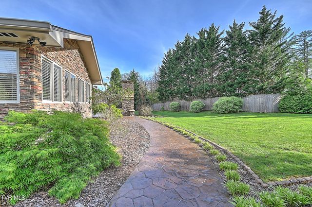 2704 Suffolk Street, Kingsport, TN 37660