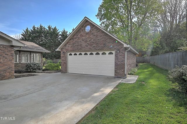 2704 Suffolk Street, Kingsport, TN 37660