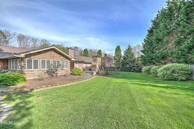 2704 Suffolk Street, Kingsport, TN 37660