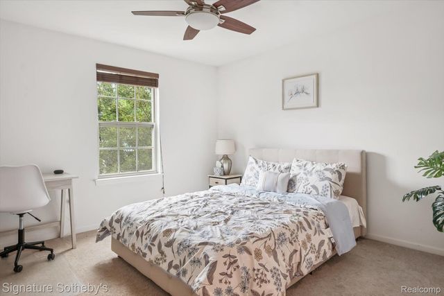 2624 Trillium Hills Drive, Commerce Charter Township, MI 48382