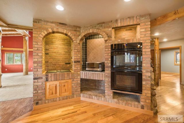 144 E 400 N, Blackfoot, ID 83221