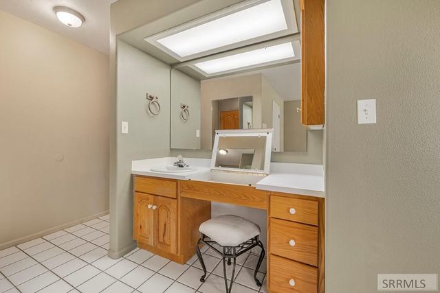 144 E 400 N, Blackfoot, ID 83221