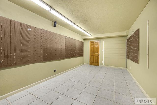 144 E 400 N, Blackfoot, ID 83221