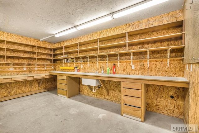 144 E 400 N, Blackfoot, ID 83221