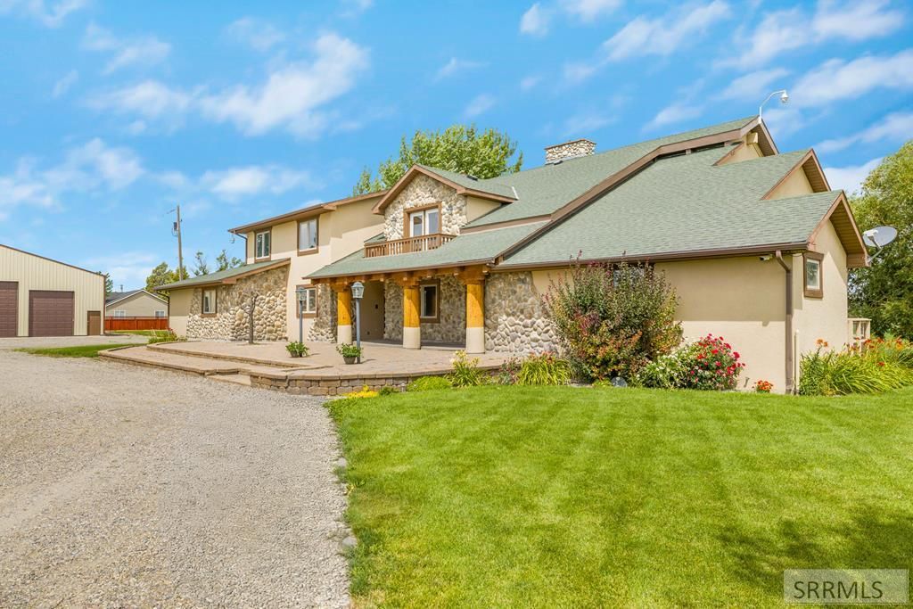 144 E 400 N, Blackfoot, ID 83221