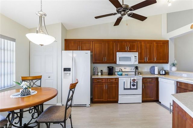 9022 Michael CIR # 4, Naples, FL 34113