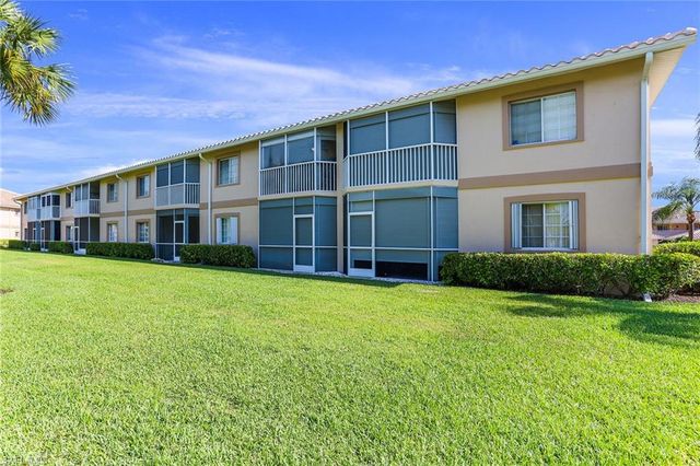 9022 Michael CIR # 4, Naples, FL 34113