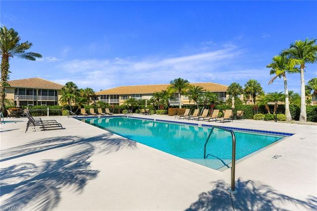 9022 Michael CIR # 4, Naples, FL 34113