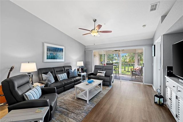 9022 Michael CIR # 4, Naples, FL 34113